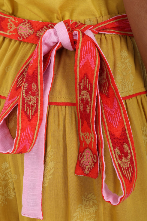 Embroidered linen belt with pocket